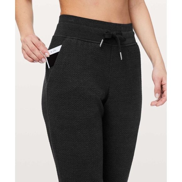 Lululemon 4 Warm Down Jogger II Sweatpants Heathered Core Black Textured - Picture 2 of 7